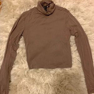 Long sleeve crop top